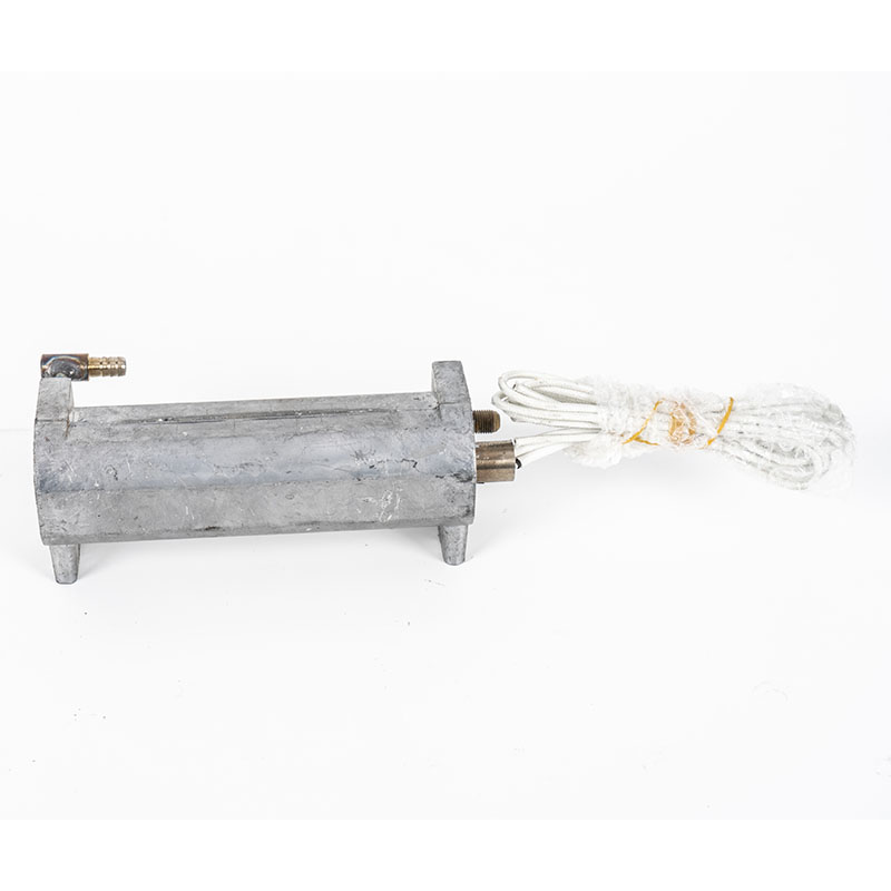 Générateur de vapeur pour autoclave dentaire