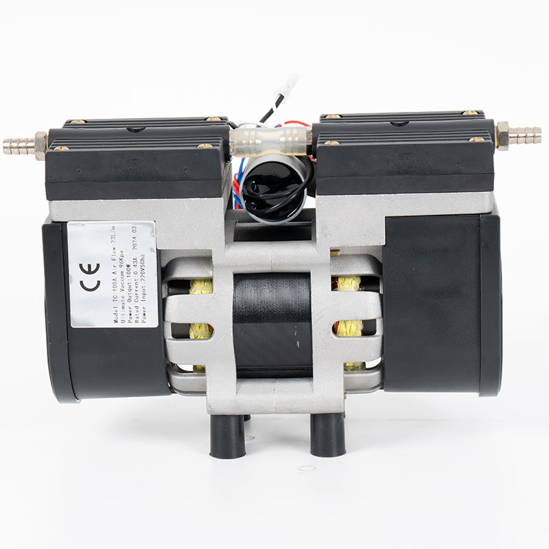 Pompe à vide pour autoclave dentaire